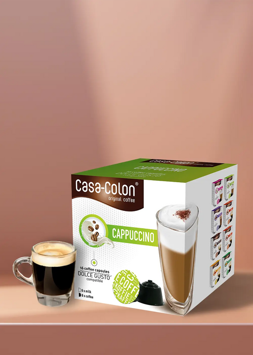 Imaginez une élégante boîte de capsules de cappuccino Café Casa Colon, spécialement conçues pour les machines Dolce Gusto, posée élégamment sur le comptoir de votre cuisine. La boîte promet 16 capsules savoureuses qui garantissent un cappuccino de qualité café à la maison. À côté, une tasse en verre regorge de cappuccino velouté et mousseux, riche et invitant. Parfait pour les amateurs de café qui recherchent la commodité sans sacrifier le goût. Profitez de boissons de niveau barista à tout moment en appuy…