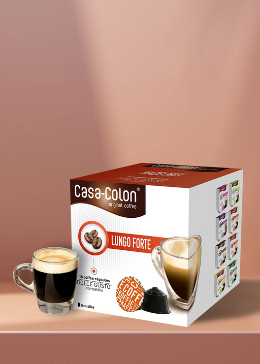 Offrez-vous une expérience café ultime avec nos capsules Café Casa Colon Lungo Forte - 16 unités, compatibles avec les machines Dolce Gusto. Sur une table marron clair, vous trouverez cette élégante boîte à côté d'une tasse de café en verre fumante surmontée d'une crème onctueuse. Parfaitement conçue pour une utilisation facile, elle promet une infusion riche et savoureuse à chaque fois. Idéal pour les amateurs de café passionnés qui recherchent la commodité et la qualité à chaque gorgée ! | Flaronis.lu