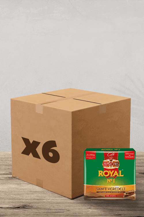 Une boîte en carton scellée marquée "x6" est placée à côté d'un paquet de café, étiqueté "Café Moulu Royal N°1 Sanft Veredelt Médaille Argent - 2 x 250g" par EILLES Gourmet, parfait pour les amateurs de café ! | Flaronis.lu